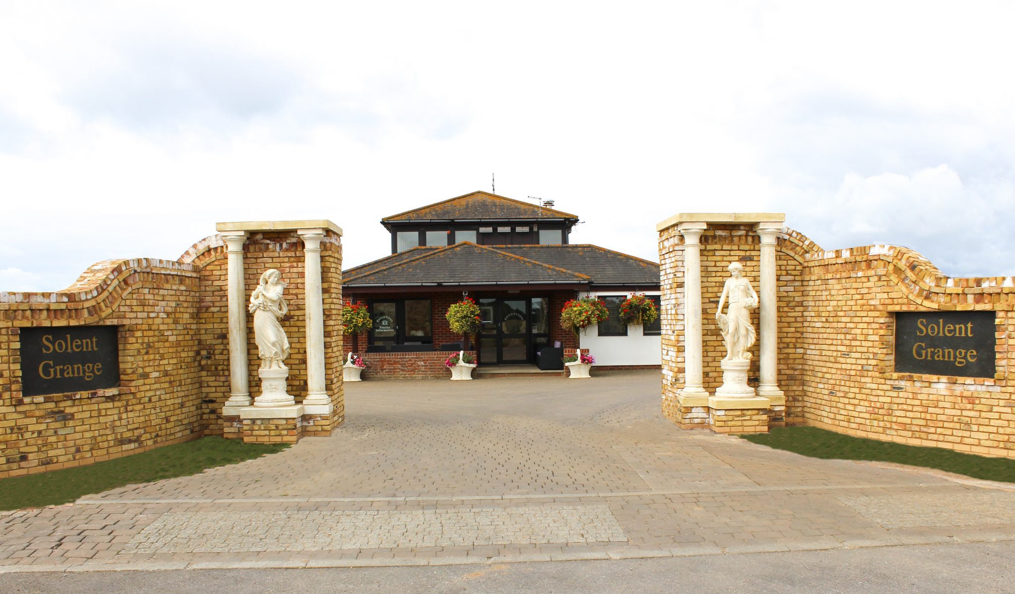 Visit Solent Grange, MilfordonSea, Hampshire