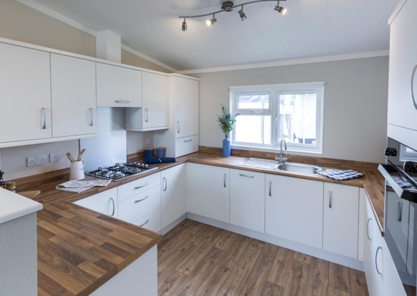bedwell park home development tingdene hayden classic park home interior kitchen