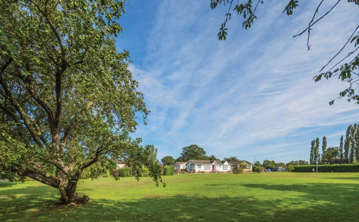 Residential Park homes in Hertfordshire