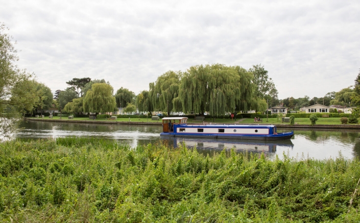 Residential Park Homes for sale at Haulfryn Riverside Park, Windsor, Berkshire