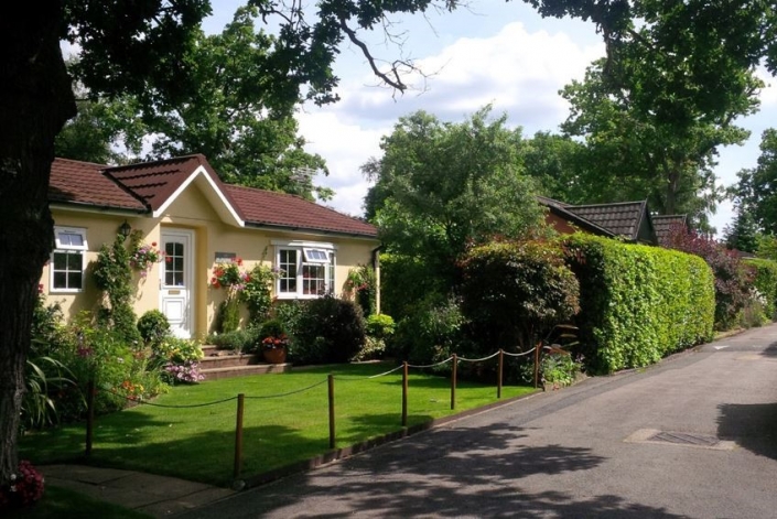 Fangrove Park Homes in Chertsey Residential Park Homes for sale at Fangrove Park, Chertsey