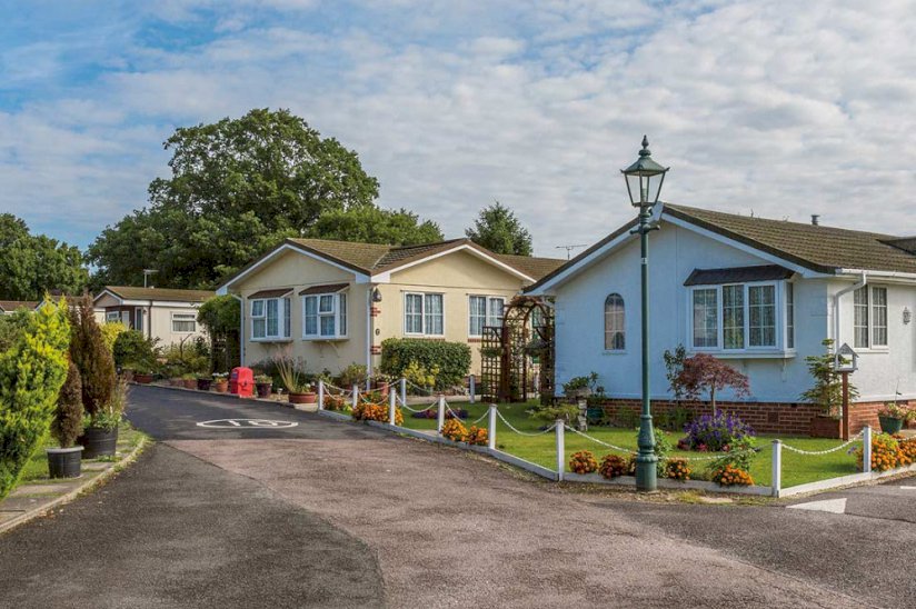 Park Homes for sale in Hertfordshire Visit Highview Park, Kings Langley