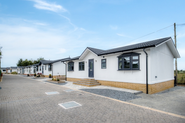 Residential Park Homes for sale at Willowdean Park, Stratford Upon Avon, Warwickshire