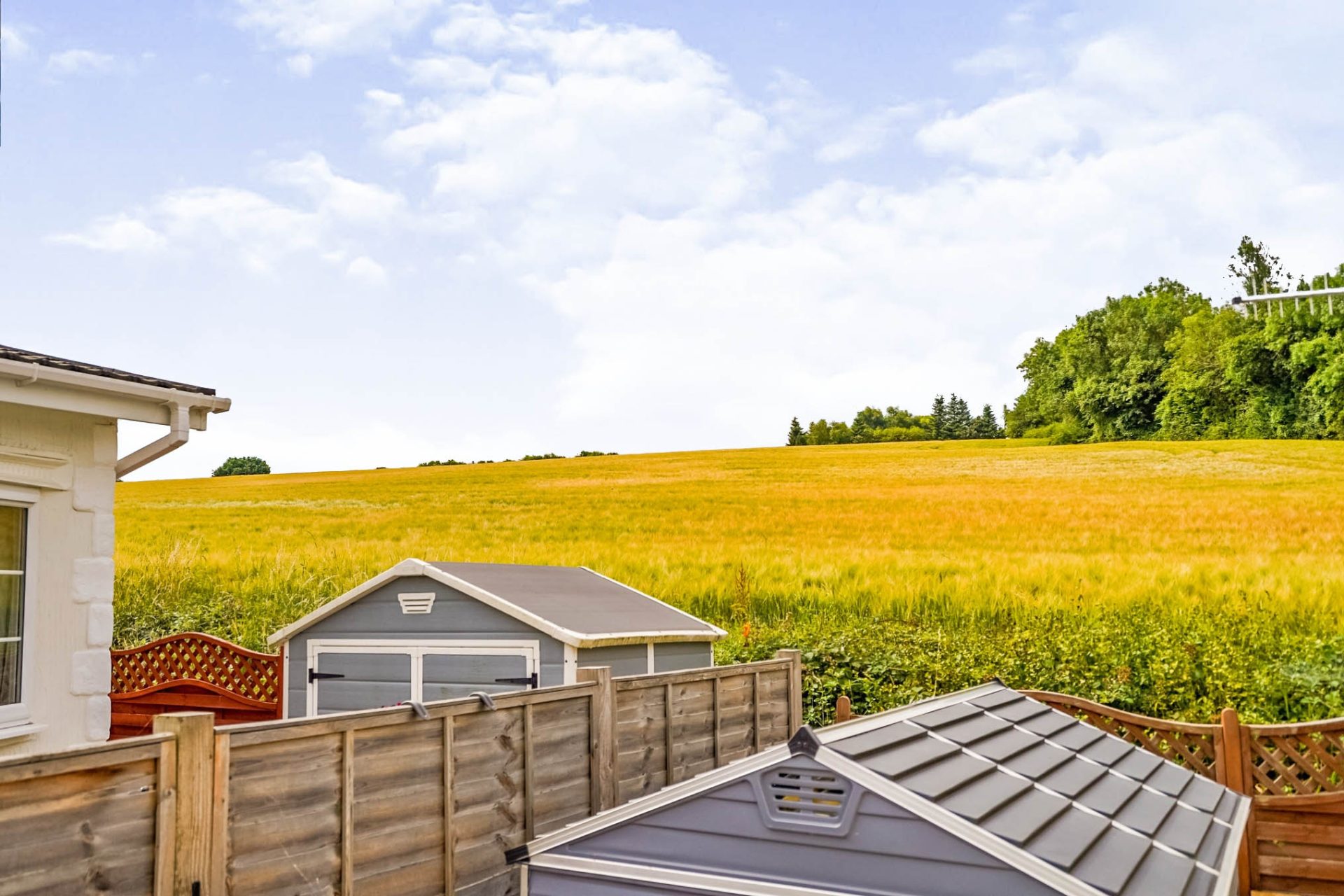 Park Homes for sale in Berkhamsted View Limit Home Park