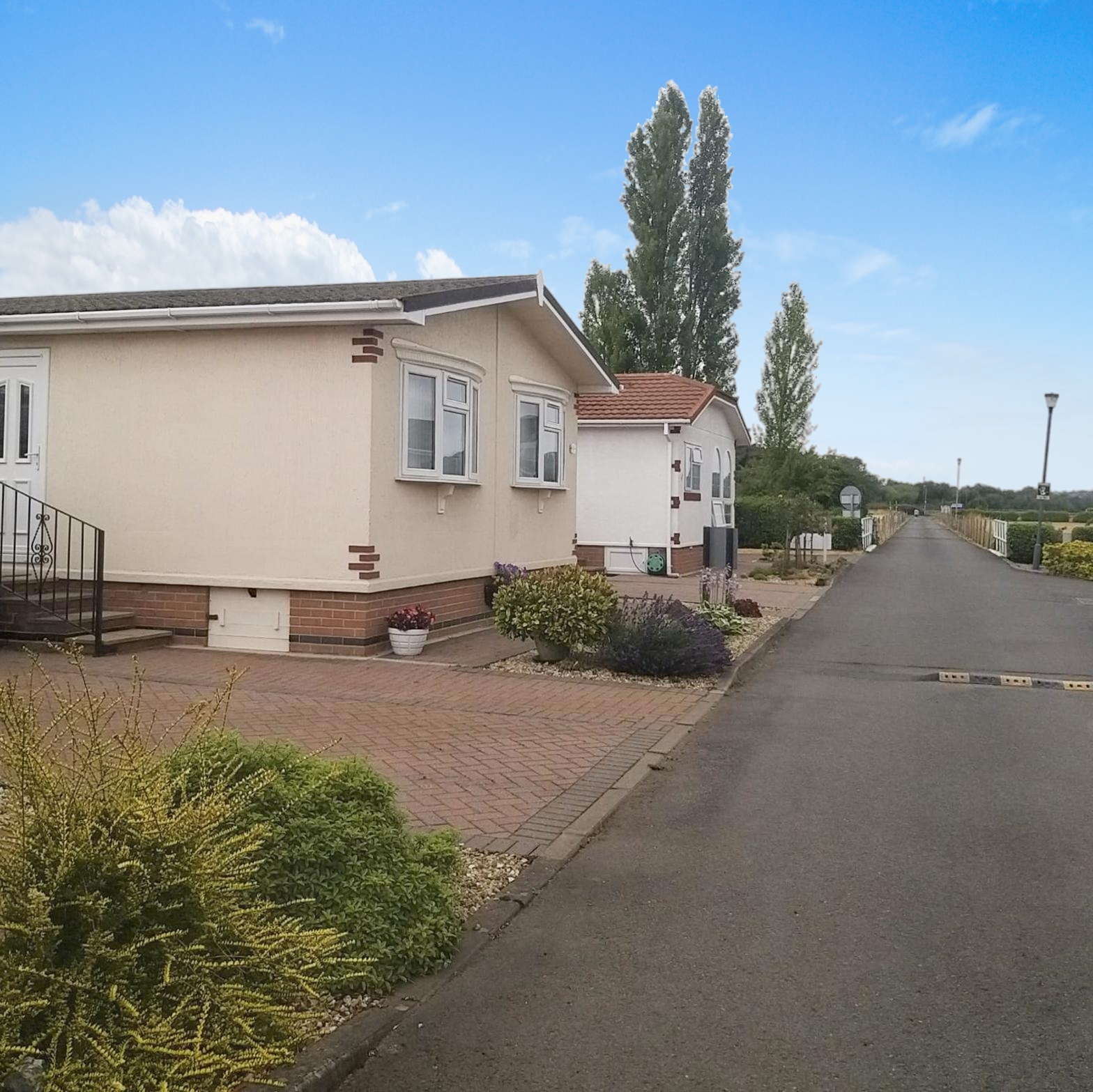 Park homes for sale in Nottingham View Greenacres Park