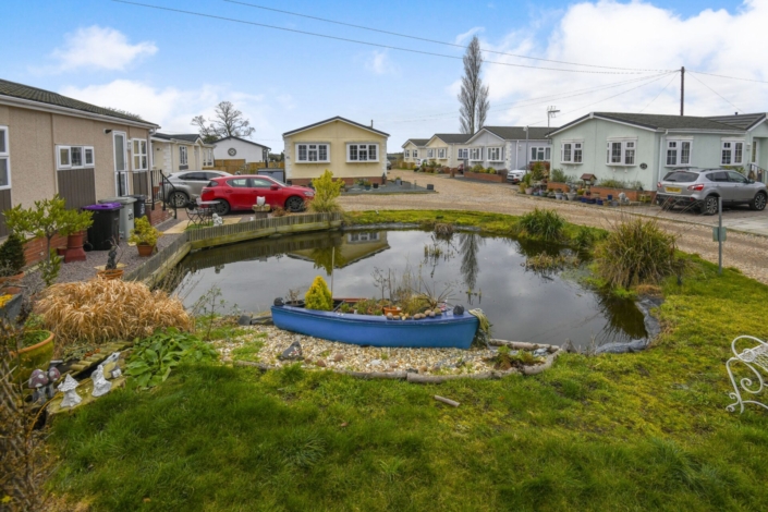 Residential Park Homes for sale at Gattington Park, Coningsby, Lincolnshire