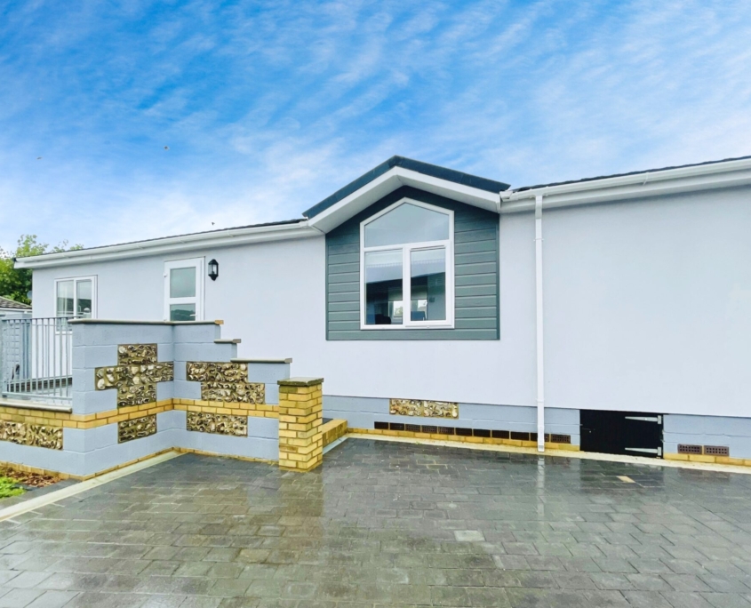 Park homes for sale in Faversham View Four Horseshoes Park