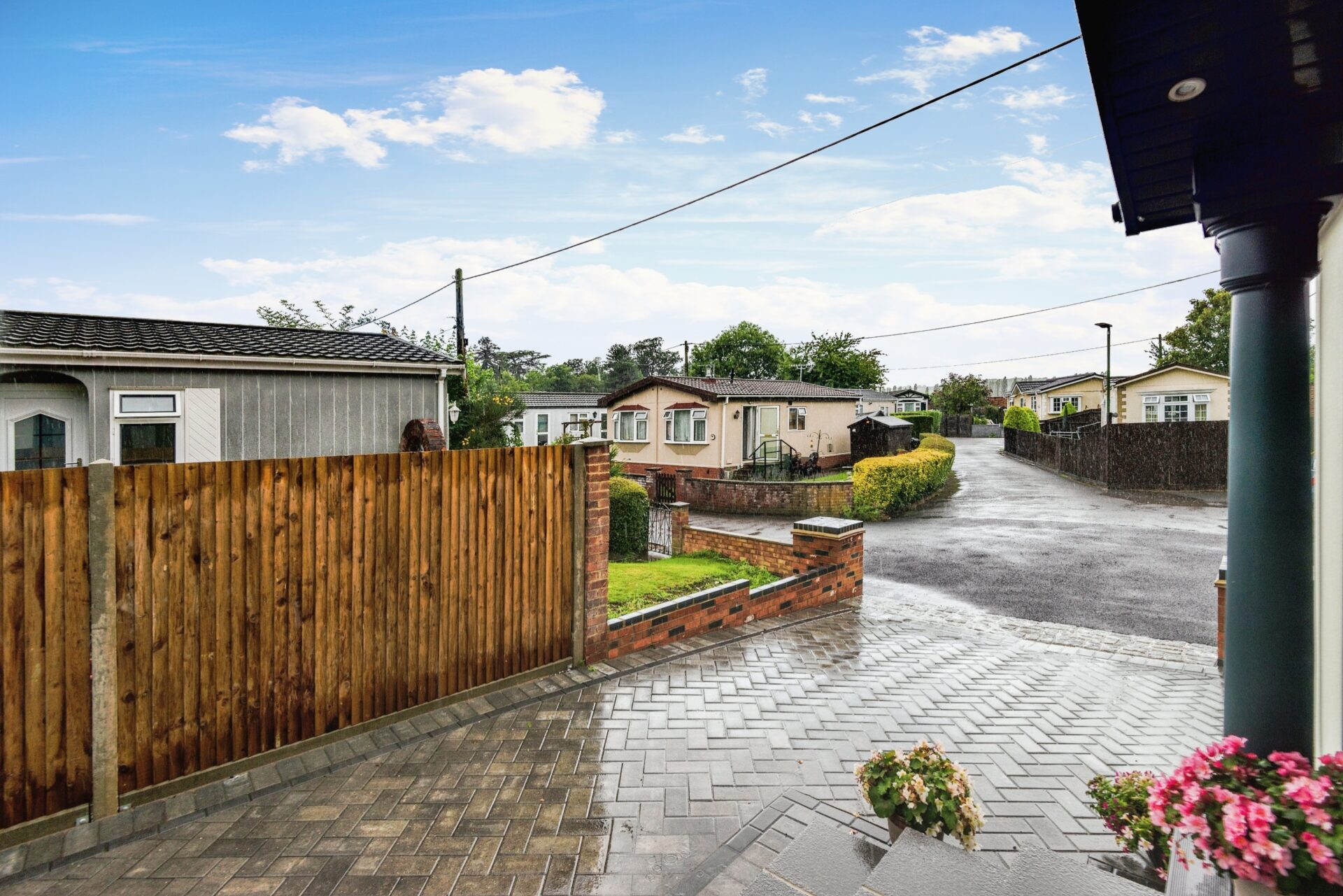 Park homes for sale in Marlow View Westhorpe Park