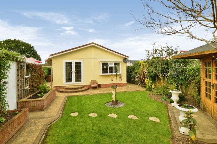 Shirkoak Park Homes in Ashford Residential Park Homes for sale at Shirkoak Park, Ashford