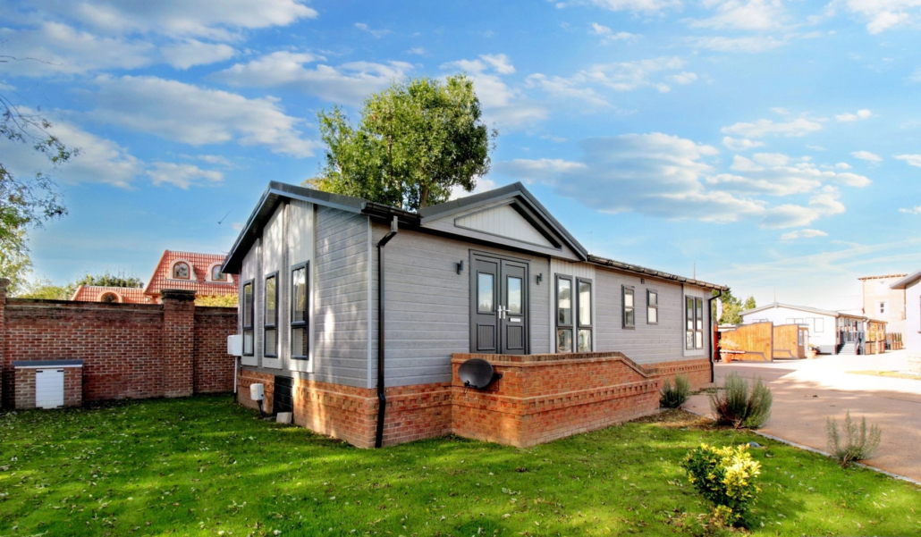 Stains-Upon-Thames, Surrey