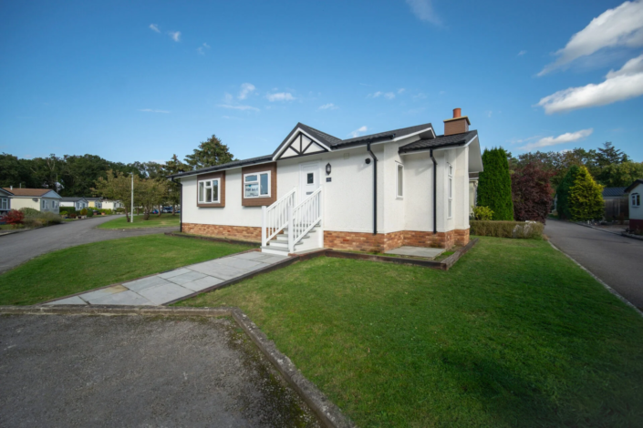 Residential Park Homes for sale at Warren Park, Godalming, Surrey