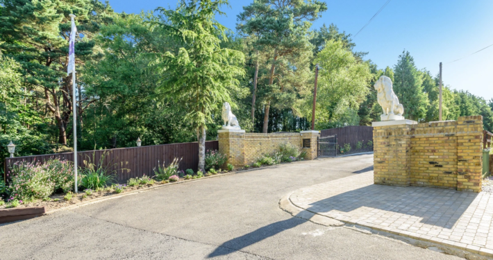 Residential Park Homes for sale at New Forest Glades, Christchurch, Dorset