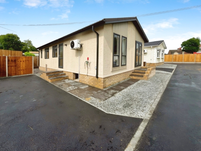 Residential Park Homes for sale at Marsh Farm Park, Great Yarmouth, Norfolk