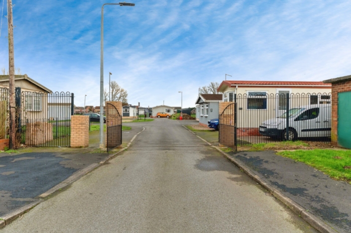 Manifold Park Homes in Scunthorpe Residential Park Homes for sale at Manifold Park, Scunthorpe, Lincolnshire