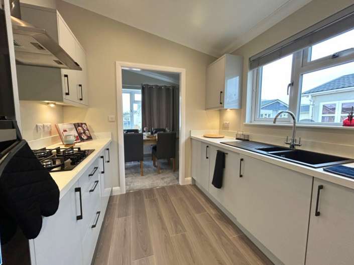 45cdd6fd-c533-4f28-963f-27e6e498e219