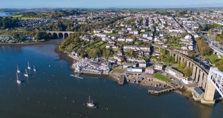 Dolbeare Court Park Homes in Saltash Residential Park Homes for sale at Dolbeare Court, Saltash, Cornwall