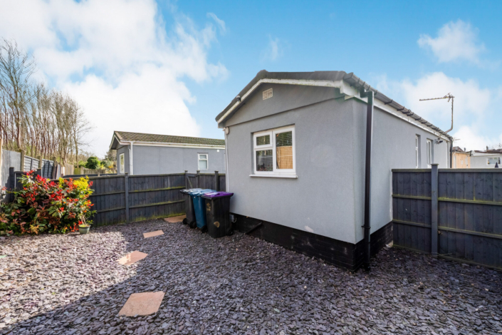 Quickmove Properties Super Homes Mobile Home Park (8)