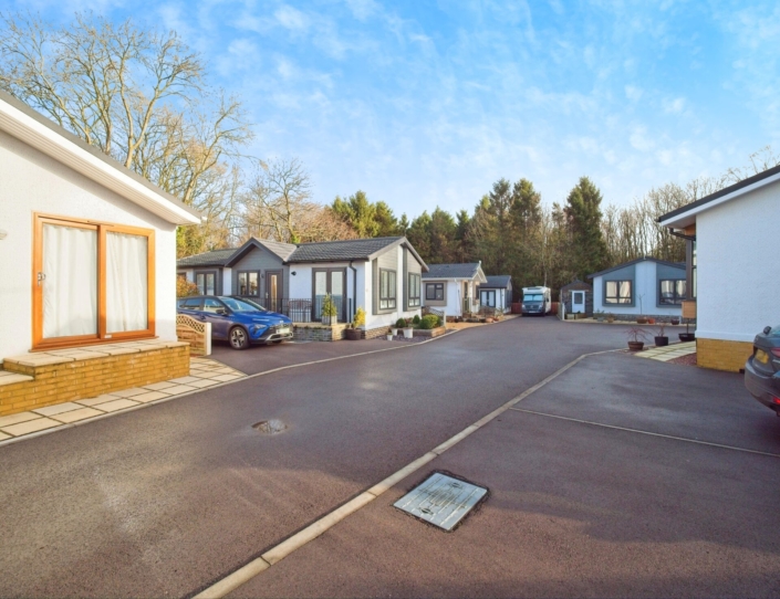The Chase Park Homes near Chippenham Residential Park Homes for sale at The Chase Park, Chippenham, Wiltshire