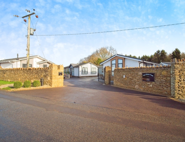 The Chase Park Homes near Chippenham Residential Park Homes for sale at The Chase Park, Chippenham, Wiltshire