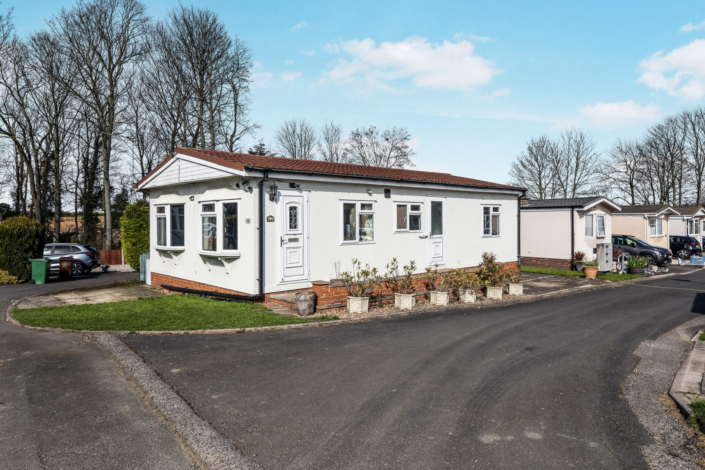 Quickmove Properties West Park Homes (22)