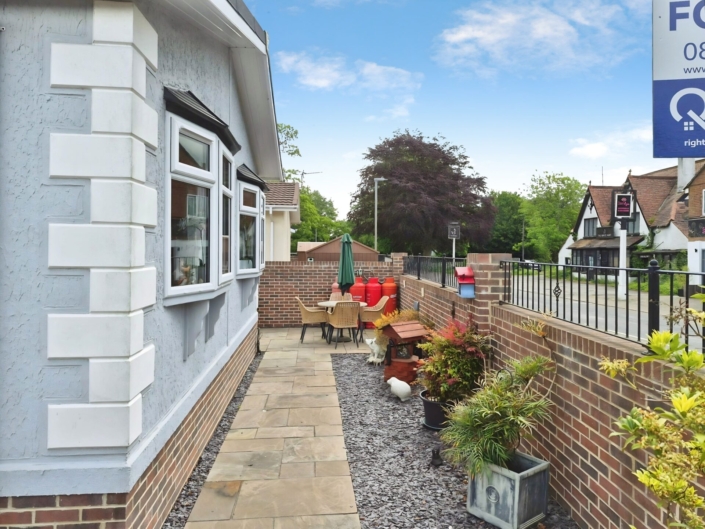 Greenfield Estate Park Homes near Lyneham Residential Park Homes for sale at Greenfield Estate, Lyneham, Wiltshire